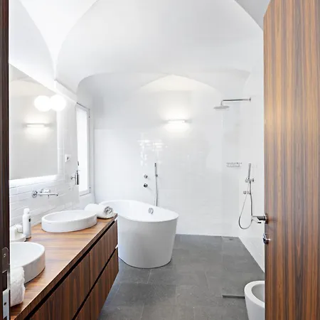 Apartment Design & Residenza D'epoca Genoa
